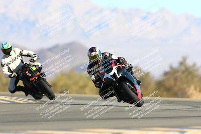 media/Jan-09-2022-SoCal Trackdays (Sun) [[2b1fec8404]]/Turn 14 (10am)/